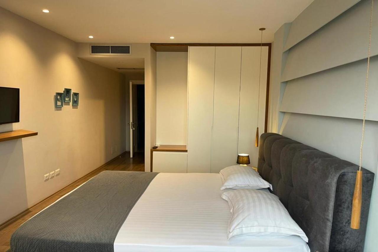 Hotel Light Yzberishti